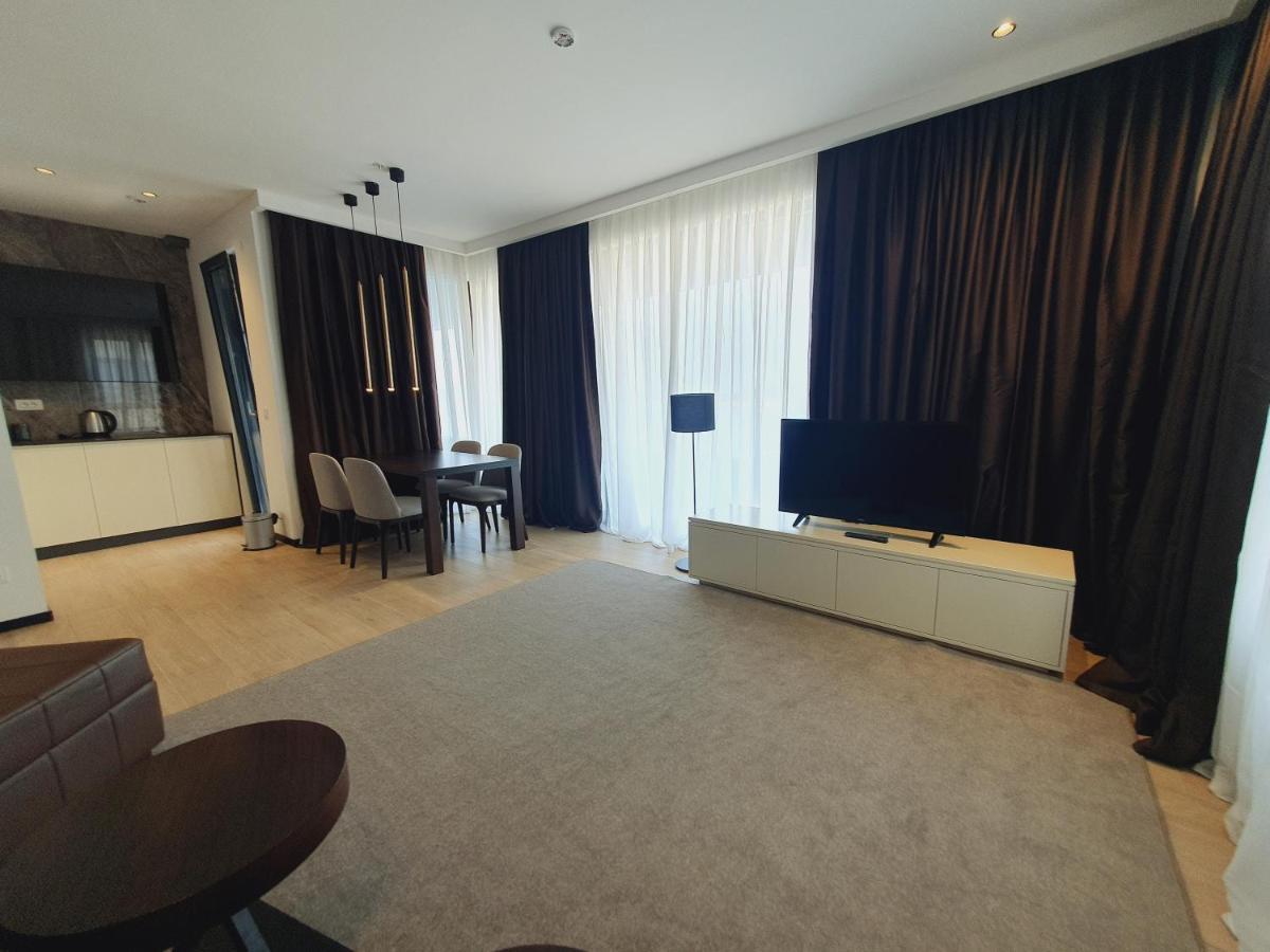 Prestige Central Apartments - Rafailovici Budva Buitenkant foto