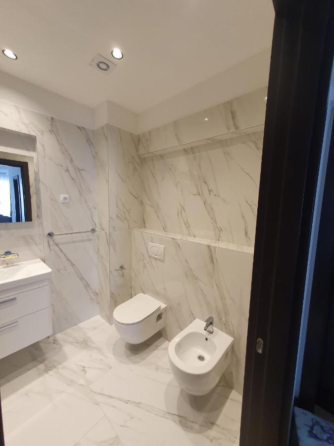 Prestige Central Apartments - Rafailovici Budva Buitenkant foto